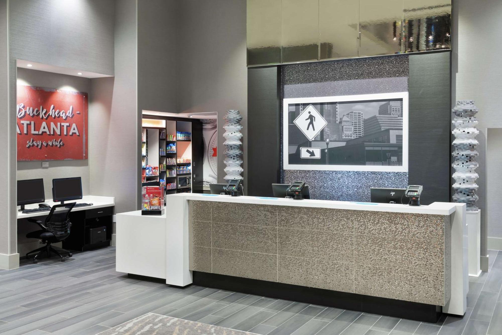 Hampton Inn & Suites Atlanta Buckhead Place Esterno foto