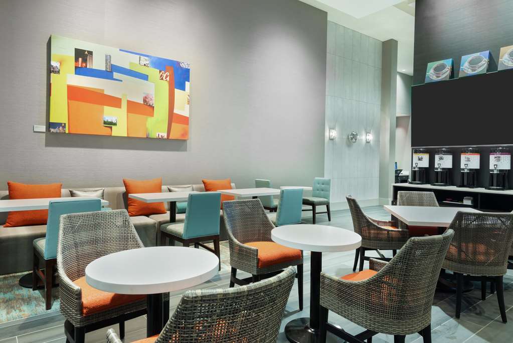 Hampton Inn & Suites Atlanta Buckhead Place Esterno foto